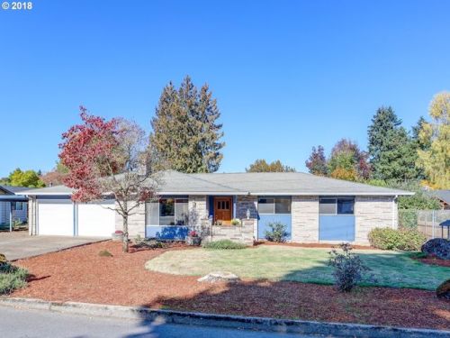 800 Territorial Rd, Barlow, OR 97013-9136