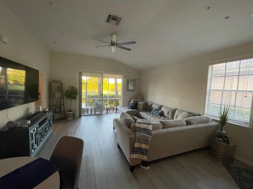 111 Coconut Key Ln, Delray Beach FL  33484-8832 exterior