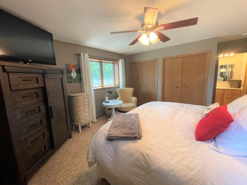 1450 15th St, Willmar MN  56201-2071 exterior