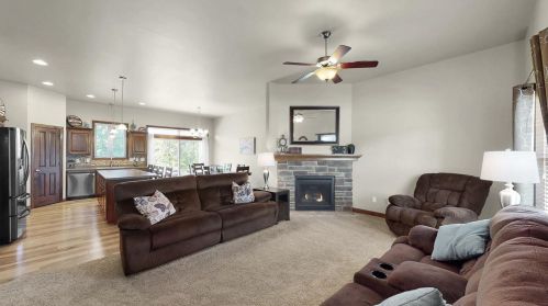 3500 Glen Abbey Dr, Green Bay, WI 54311-6124