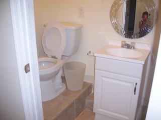 297 Milltown Rd, East Brunswick NJ  08816-2257 exterior