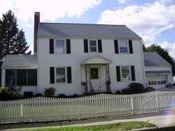 29 Marion St, Newton, MA 02465-1515