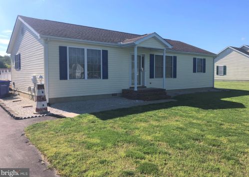104 Falls Rd, Milton, DE 19968-9370