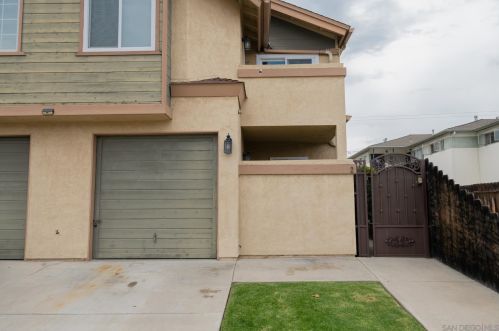 4742 Mansfield St, San Diego, CA 92116-2475
