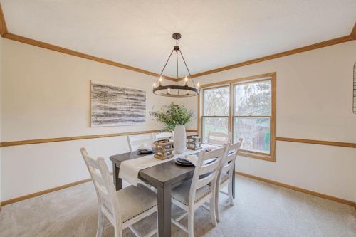 1710 Laurel Ave, Hudson WI  54016-2000 exterior