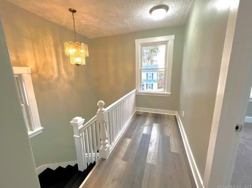 55 Raymond St, United States Coast Guard Ac CT  06320-3831 exterior