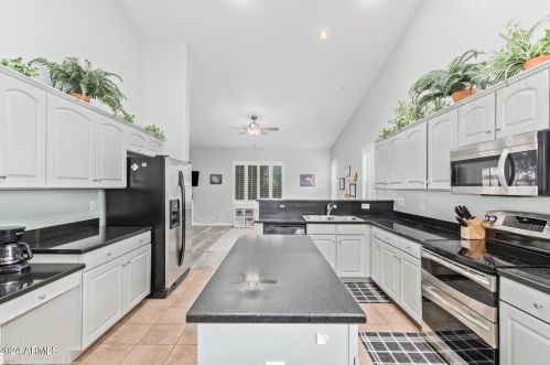 3671 Ashley Pl, Chandler, AZ 85286-2618