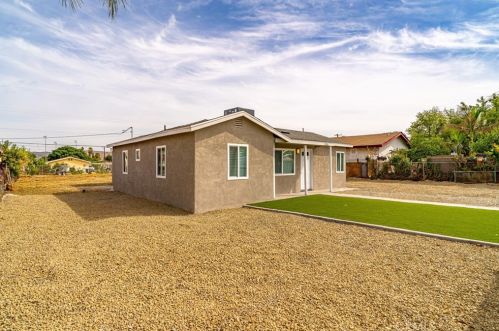 5036 Rutile St, Riverside CA  92509-3593 exterior