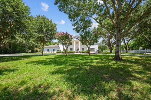 6920 Terry Ln, Richmond, TX 77406-9792