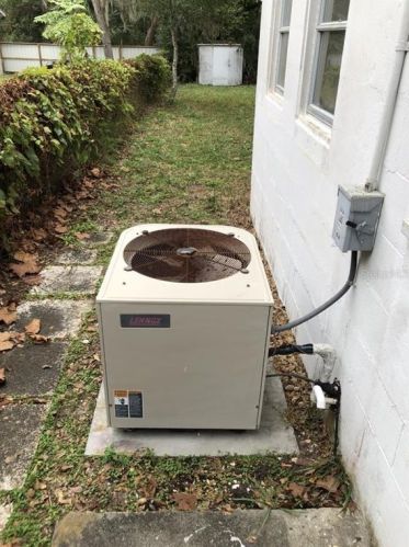 516 Disston Ave, Tavares FL  32778-2709 exterior