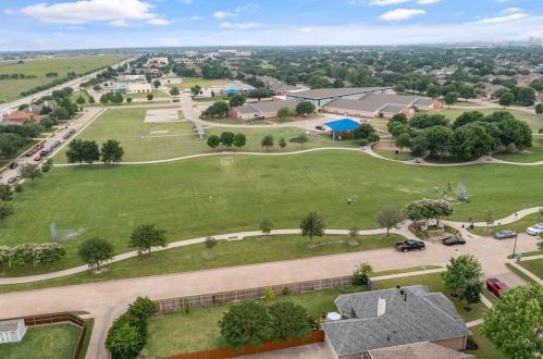 5800 Marrietta Dr, Frisco, TX 75035-2804