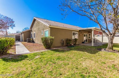 775 Evergreen St, Chandler, AZ 85225-7224