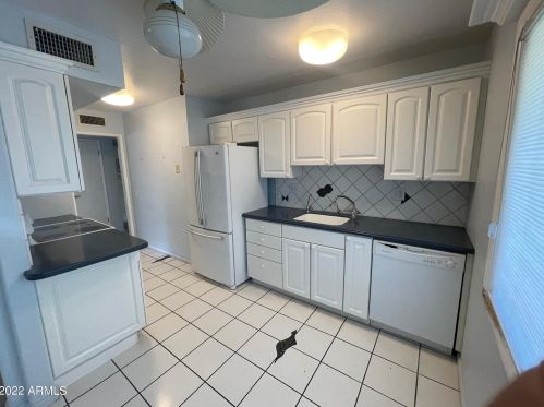 17882 99 Dr, Sun City AZ  85373-1662 exterior