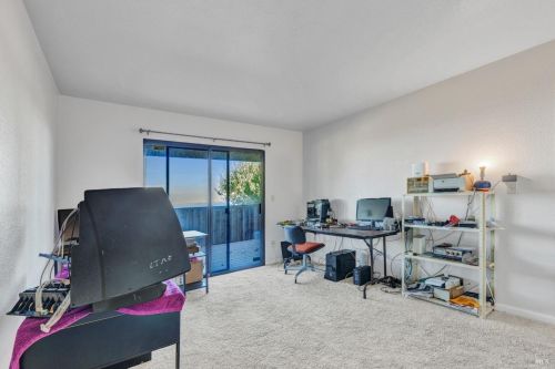 301 Rosemarie Pl, West Pittsburg CA  94565-6705 exterior