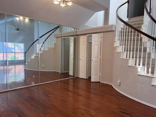 3012 Warm Springs Ln, Richardson TX  75082-3450 exterior