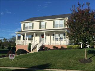 202 Windham Ln, Seven Fields, PA 16046-2206