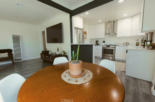 720 Arbutus St, Compton, CA 90220-1906