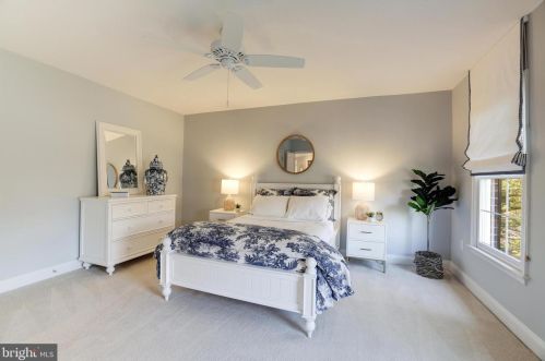 18506 Pelicans Nest Way, Leesburg VA  20176-3963 exterior