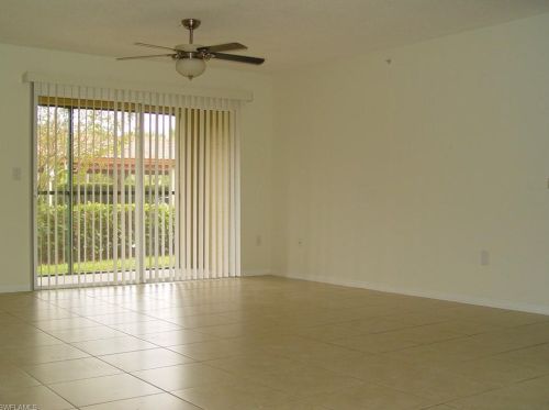 8861 Colonnades Ct, Bonita Springs, FL 34135-7816