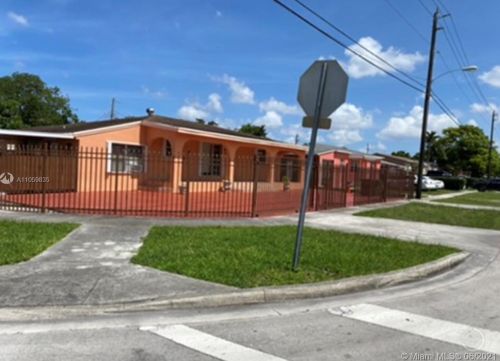 5591 2nd Ave, Hialeah FL  33012-2763 exterior