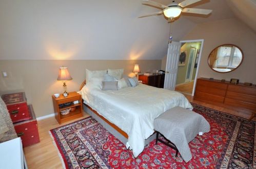 1 Maplewood Rd, Hartsdale NY  10530-1627 exterior