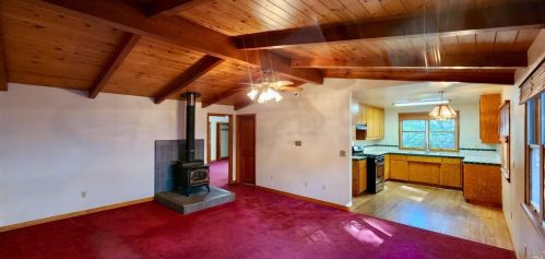 395 Spg St, Ukiah CA  95482-4221 exterior