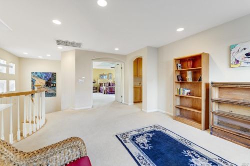 1409 Birdie Dr, Windsor CA  95492-8717 exterior