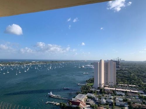 5600 Flagler Dr, West Palm Beach, FL 33407-2616