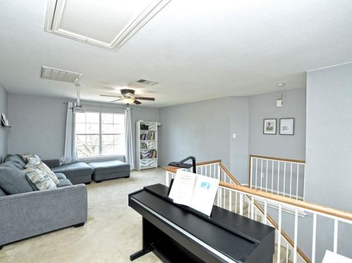 10208 Beard Ave, Austin TX 78748-3956 exterior