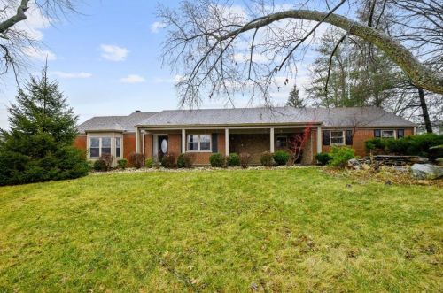 3936 Hanley Rd, Cincinnati, OH 45247-5045