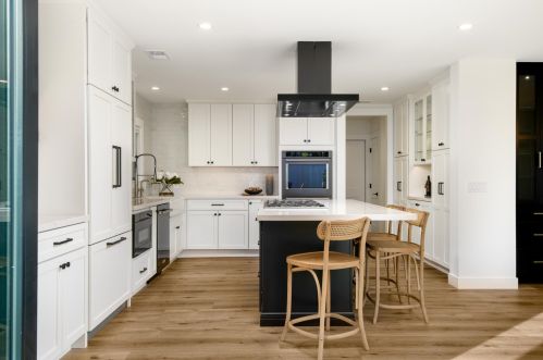 7049 Armstrong Rd, Santa Barbara CA  93117-4035 exterior