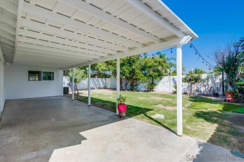 662 Michael St, Oceanside CA  92057-3504 exterior