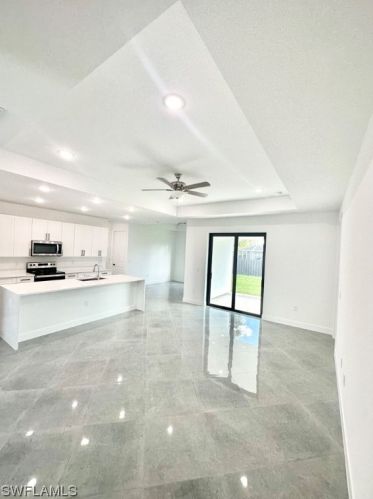 4125 19th Pl, Cape Coral FL  33904-8037 exterior