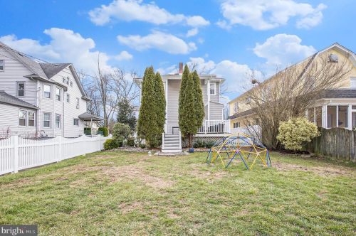 33 Vassar Rd, Camden NJ  08106-1623 exterior