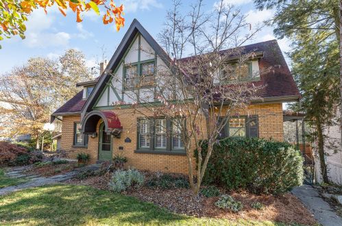 1011 Rose Cir, Covington, KY 41011-1924