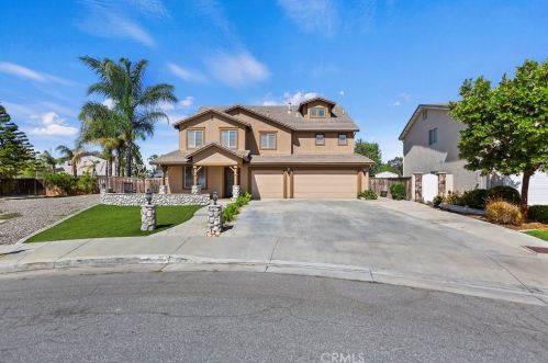 8031 Ralston Pl, Riverside, CA 92508-6127