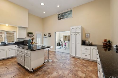 5 Fulton, Irvine, CA 92620-3349