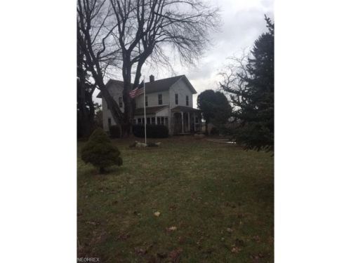 11150 Wolf Ave, Hartville, OH 44632-8625