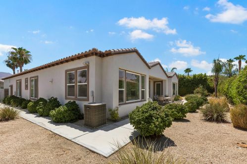 81326 Golden Barrel Way, La Quinta CA  92253-9325 exterior