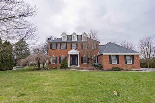 2412 Toursdale Dr, Easton, PA 18045-6117