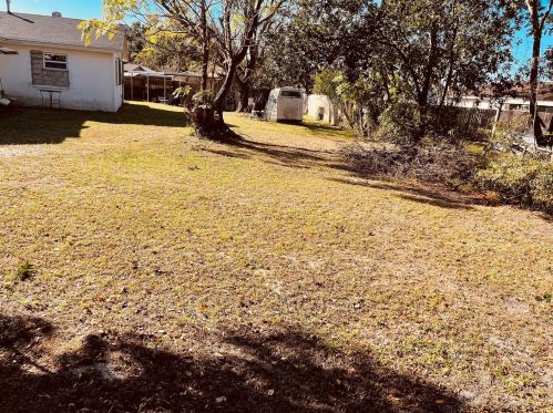 2471 Princess Carol Ct, Orlando FL  32807-8523 exterior