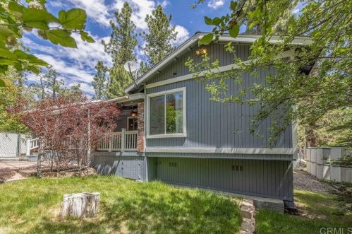 552 Division Dr, Big Bear City CA  92314-9649 exterior