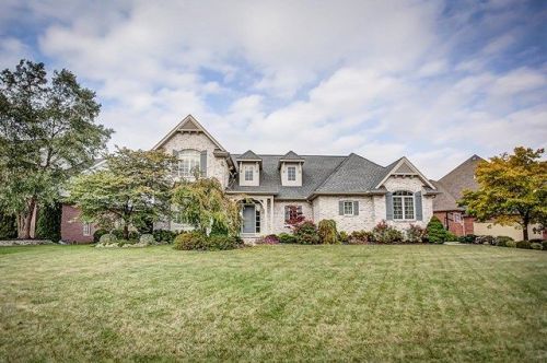 326 Pheasant Run Ln, Findlay, OH 45840-7082