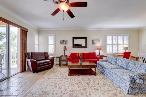 1012 Windward Dr, Fort Pierce, FL 34949-9131
