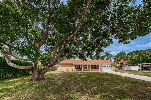 1408 Calumet Ct, Tarpon Springs, FL 34689-2910