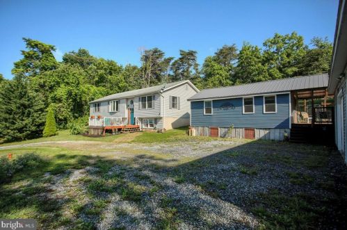 45 Klinger Ln, Shermansdale, PA 17090-9572