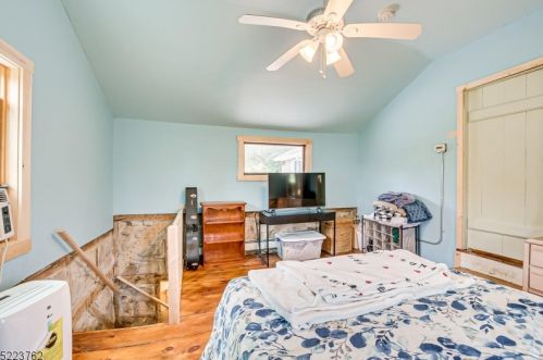 100 Mitchell Rd, Oxford NJ  07863-3344 exterior