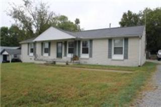 613 Hidden Hill Dr, Hermitage, TN 37076-1702