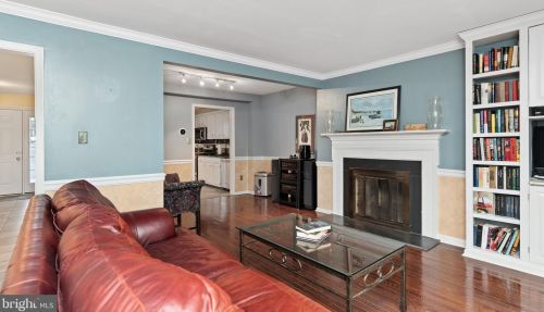 840 Allenview Dr, Navy Sup Dpt, PA 17055-6183
