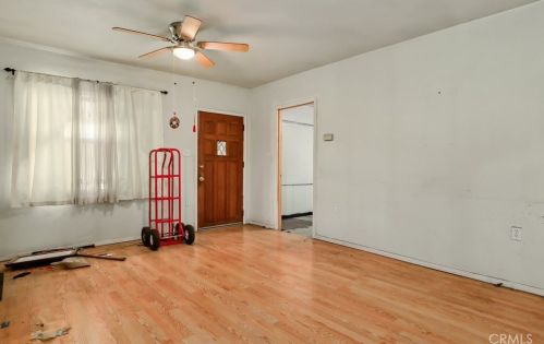 1071 Rialto Ave, San Bernardino CA  92408-1221 exterior